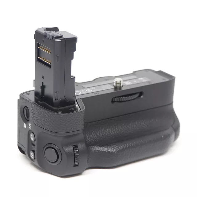 Original SONY VG-C2EM Vertical Battery Grip for Sony A7II, A7RII, A7SII