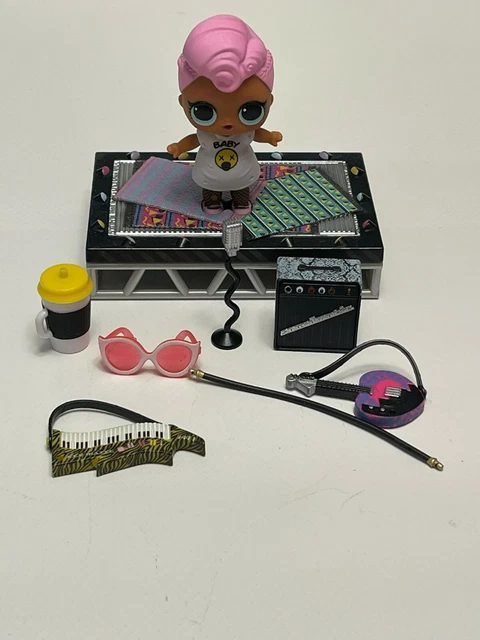 LOL SURPRISE FURNITURE Music Festival Grunge Grrrl Doll 10+ Surprises L ...