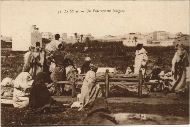 CPA AK Enterrement indigene MAROC (24114)