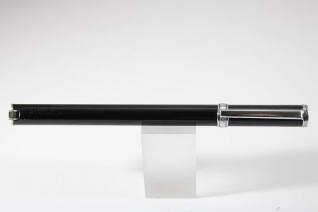 Vintage Colibri Lacquered Black Pen Lighter