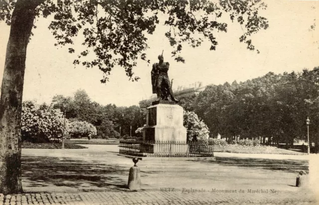 *36027 cpa Metz - esplanade - Monument du Maréchal Ney