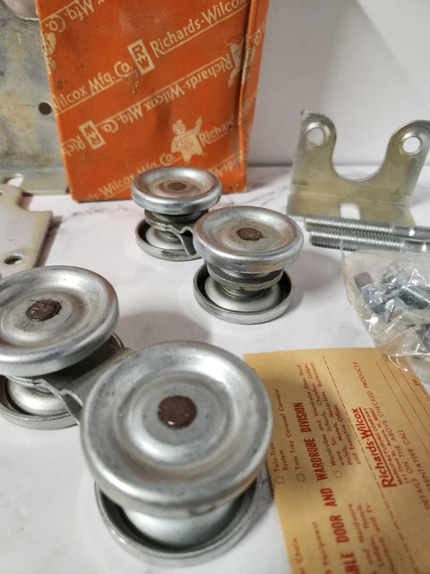 RICHARDS-WILCOX TROLLEY DOOR HANGERS NO. 20-2 ( New Free shipping) 3