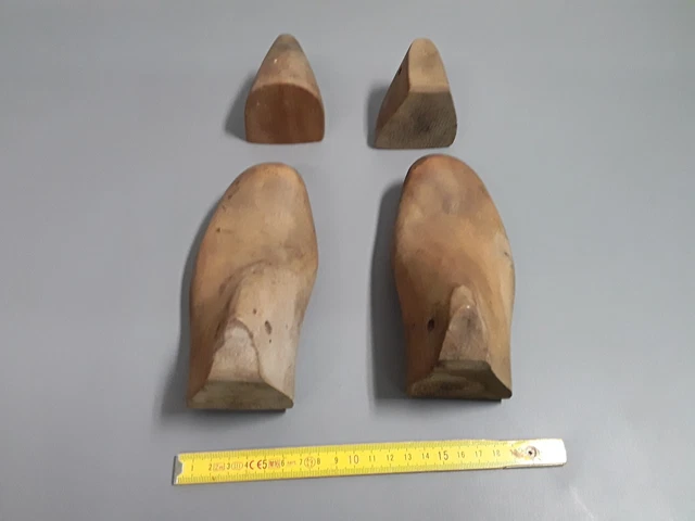 Ancienne Paire D'Embauchoirs En Bois - Outil De Cordonnier Vintage