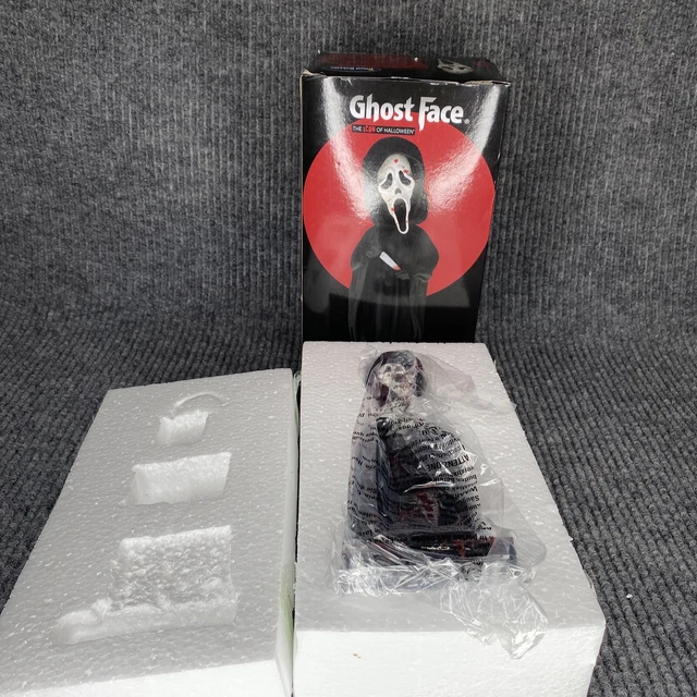 SCREAM Royal Bobbles Ghost Face Blood Splatter Exclusive Bobblehead Halloween