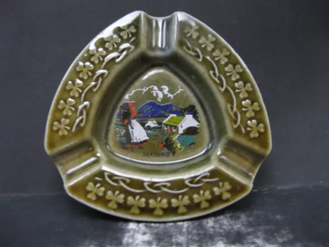 Irish Porcelain Ashtray Irish Countryside - Made In Ireland - Wade - Very nice