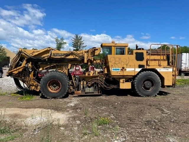 DRESSER SP=780 ASPHALT MILLING MACHINE milling machine DRESSER SP=780 ASPHALT MILLING MACHINE milling machine