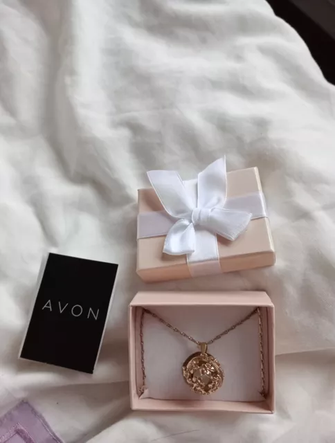 Avon Gold Flower Orb with Pearl Bead Inside Necklace In Lovely Gift Box