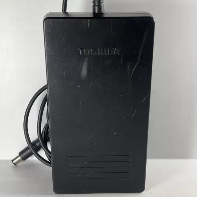 Genuino Toshiba 15V 4A 60W Cargador Adaptador de Corriente PA3048U-1ACA