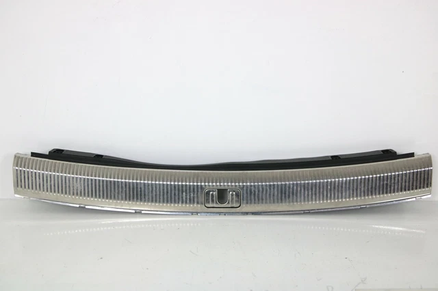 Garniture Supérieure Grille Avant Mini Cooper - Référence 51132751040, ABS/PC - Compatible R55, R56, R57, R58, R59 - 10