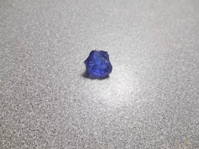 Tanzanite faceting rough. 3.5 cts. top color. clean.