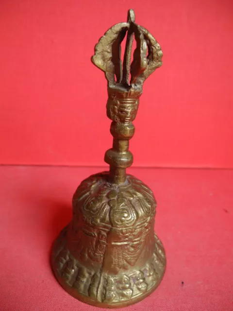 alte Tischklingel Tischglocke aus Messing / Bronze ? mit Aztekenkopf ?