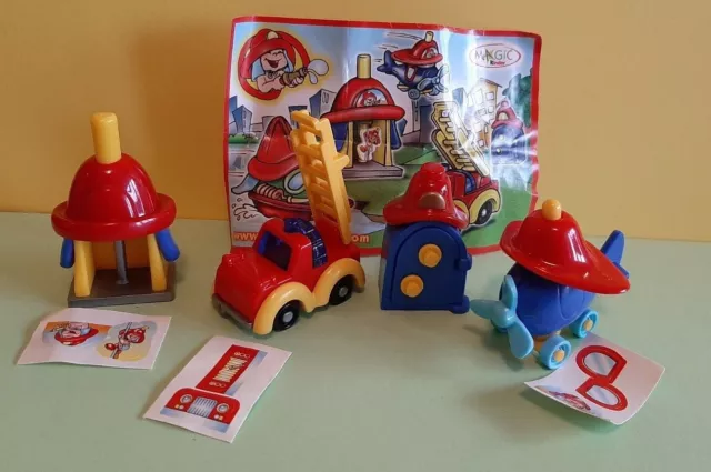 Kinder Pequeños Bomberos - Piezas En Elegir 0205