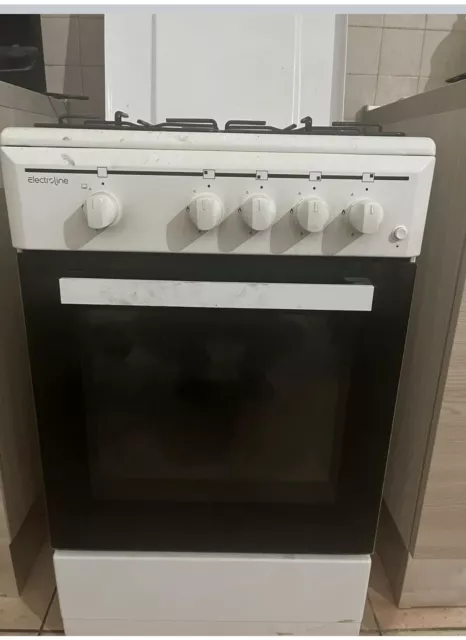 cucina con forno a gas