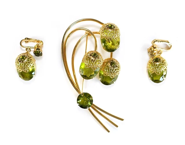 Vintage Sarah Coventry Brooch & Earrings Matching Jewelry Set 1950s -1960s