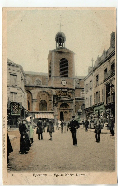 EPERNAY - Marne - CPA 51 - Portail et rue St Martin - église Notre Dame couleur