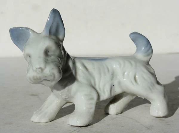 West Highland Terrier Dog Figurine Ceramic Porcelain Hand Painted Japan Westie -