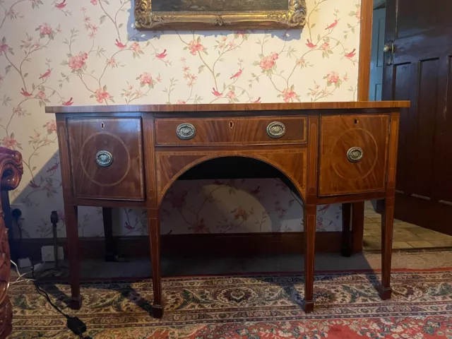 Quality mahogany bow-fronted sideboard