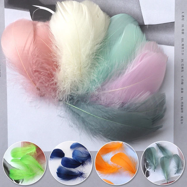 Premium Photo | White Bird Feathers Falling In The Air. Floating Fluffy - Foto 7