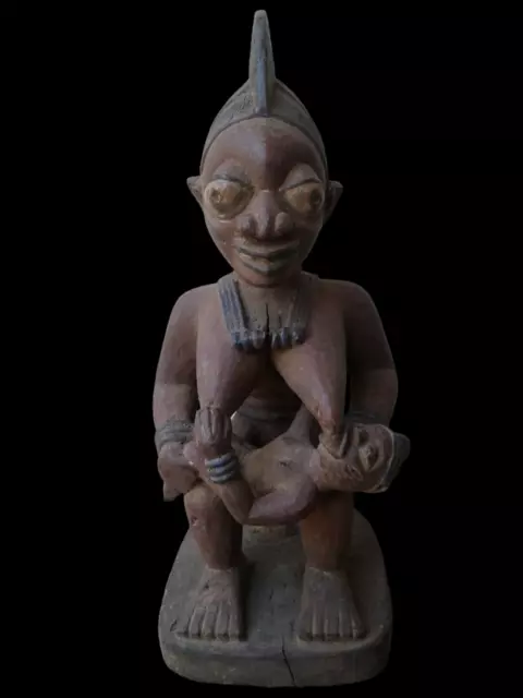 Art africain-Africa art:Statue maternité Yoruba du Nigeria H=50 cm  l=25 cm.