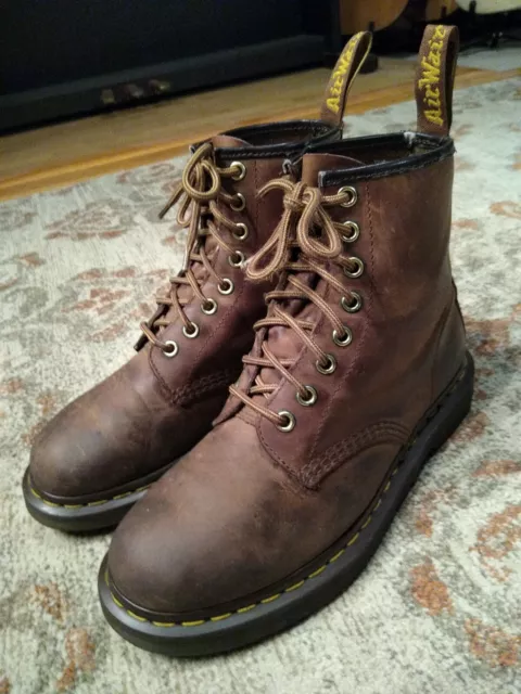 11822 sales dr martens