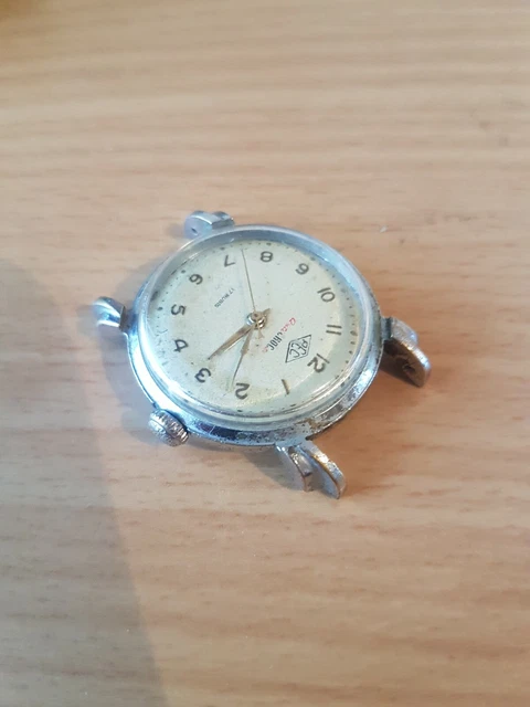 Montre Femme Art Déco Mécanique - Boîtier Coussin Métal - Ne Fonctionne Pas (balancier Libre)