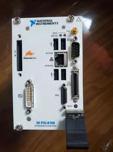 1 PZ NI PXIe-8106 controller dual-core 2,16 GHz con Labview