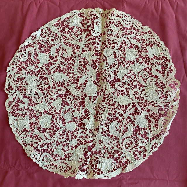 Napperon Centre De Table Ovale - Broderie Main Dentelle Frivolité - Ecru Clair - 40x60 Cm - Belgique