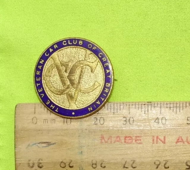 1960's Veteran Car Club of Great Britain enamel lapel pin badge