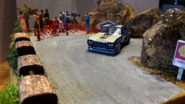 diorama " rallye ou autres " 1/43