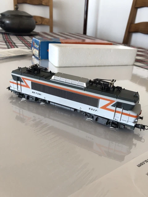 OCCASION LOCOMOTIVE A VAPEUR 141 R, HO, 12VOLT, DEPOT MIRAMAS,TENDER