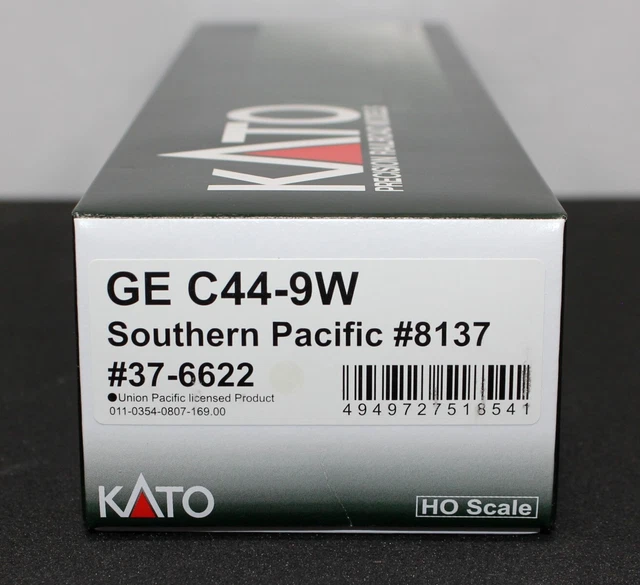 Kato 37-6622 Southern Pacific GE C44-9W Locomotive #8137