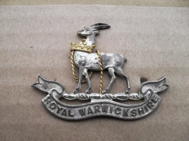 Royal Warwickshire Regiment Officers Cap Badge.