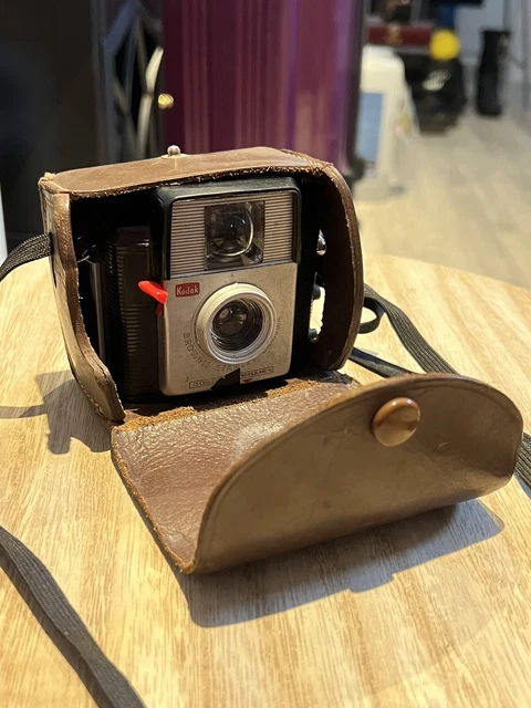 Ancien appareil photo Kodak Brownie Starlet Camera + Sacoche d'origine – Années 1956–1962 - Photo, audio & vidéo
