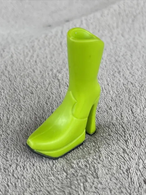 Bratz Doll Clothes Fashion Pack Dynamite Dance Green Boot Shoe (1 Only)