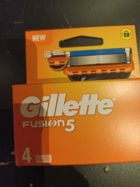 Lot 4 recharges GILLETTE Fusion 5 de Rasoir Rechange Gillette ORIGINAL neuf