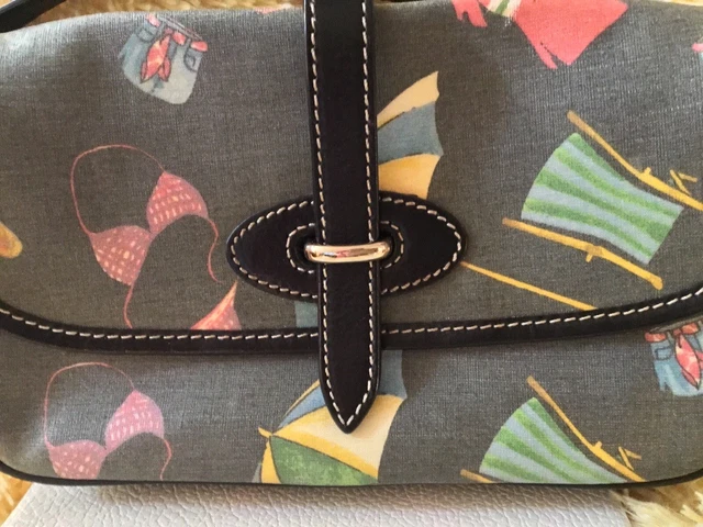 Dooney & Bourke  Beach Theme Summer Bag Euc Cute!