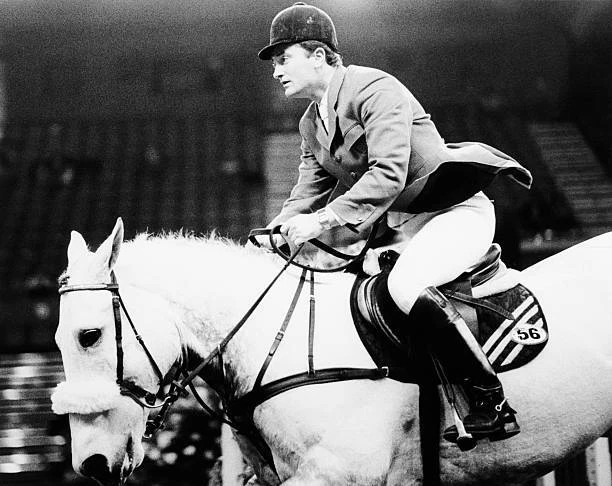 Horse Race Robert Smith Riding Brook Street April Sun 1980 Old Photo
