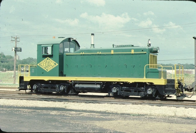Great Lakes Coal & Dock EMD SW1 Kodachrome original Kodak slide