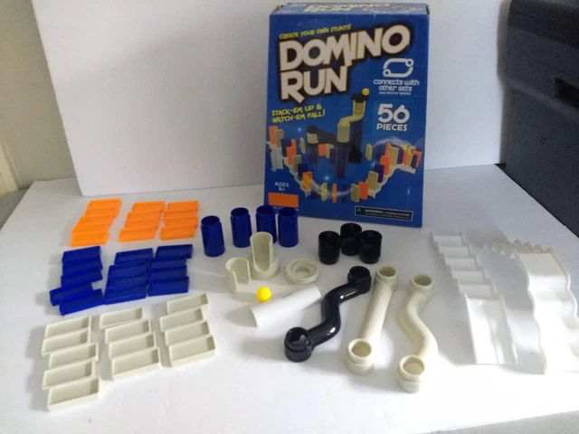 Domino Run Stunt Set 56 Pieces Game Marble Maze Stunts Lots of Fun COMPLETE 