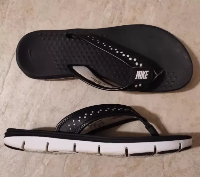 Nike flex motion sales thong size 9
