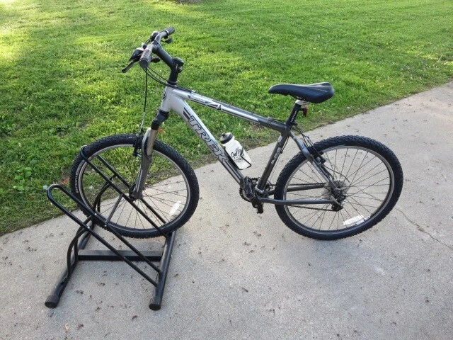 Trek 3500 - 18in Frame - 26in Wheel - Blue - PGH#20016 - Portland