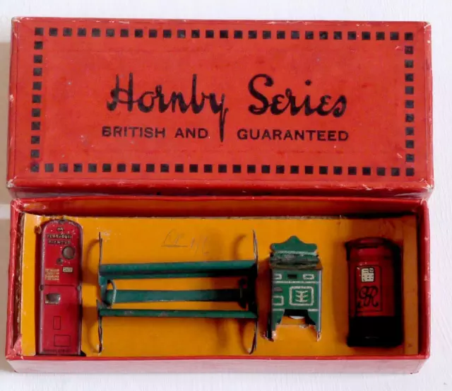 Hornby (O Gauge)  Railway Accessories (No 3)   Complete Boxed