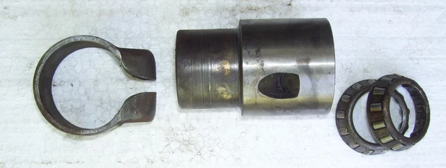 Ford Model A 1929 1930 1931 Steering Worm Upper Bearing Race-& Clamp Ford Model A 1929 1930 1931 Steering Worm Upper Bearing Race-& Clamp