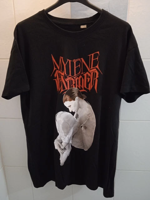 Collector Noël : tee shirt Mylène Farmer Nevermore neuf jamais porté taille M Collector Noël : tee shirt Mylène Farmer Nevermore neuf jamais porté taille M