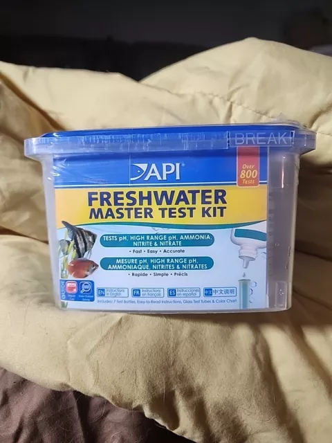 New API Freshwater Master Test Kit Over 800 Tests