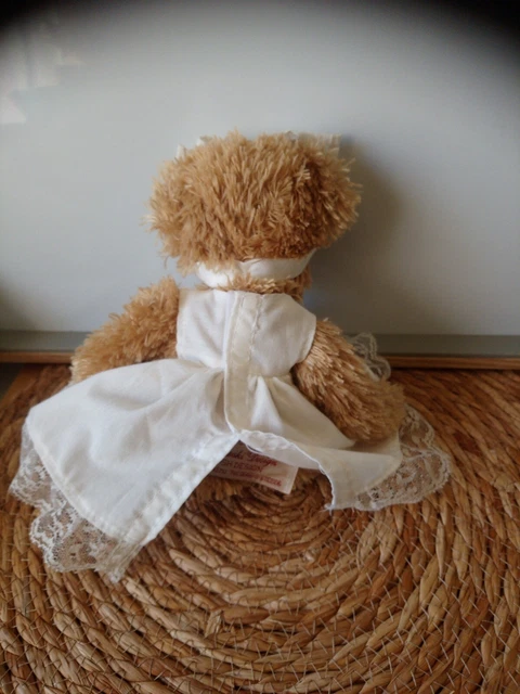Doudou peluche ours blanc robe fleurs dentelle robe 25 cm Bukowski  + cadeau 3
