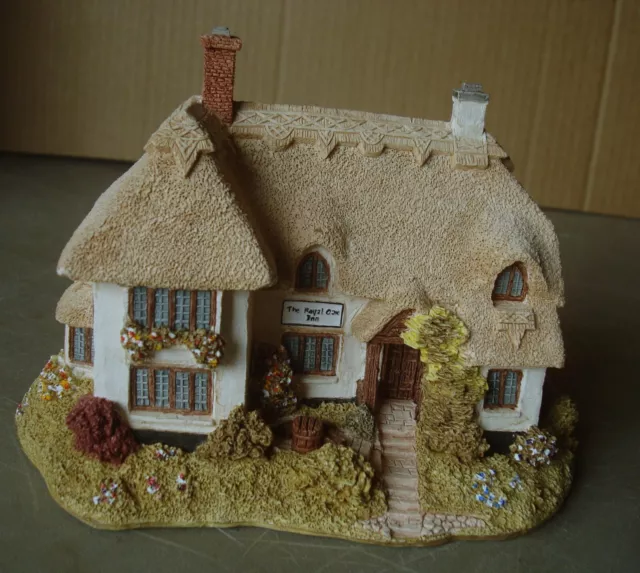 Lilliput Lane, Royal Oak Inn, Pre-Owned, Vg Condition With Box & Deed,