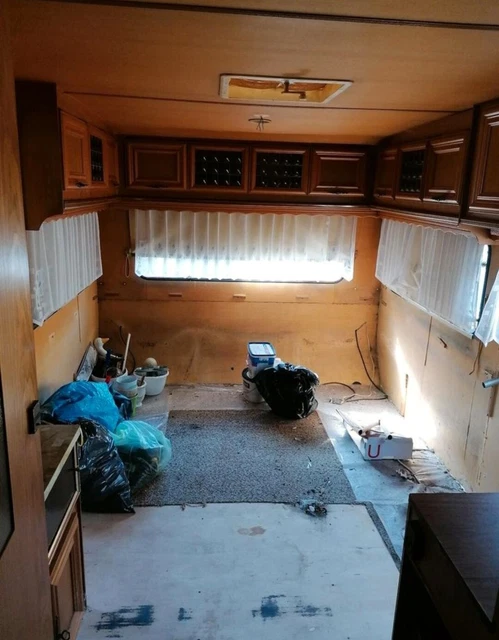Wohnwagen mit ausgebautem Vorzelt / Dauestellplatz in Marienheide 2