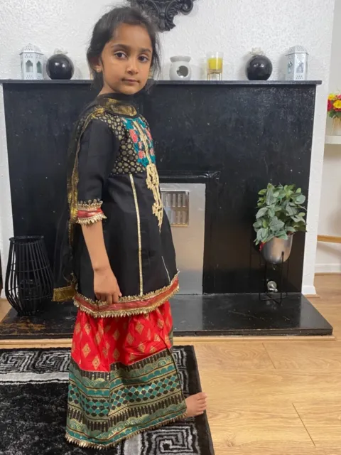 Collezione Eid bambini ragazze pakistane abito eid Maria B abito da sposa abito indiano 8