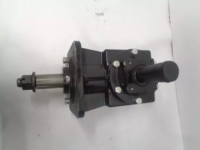 TIFC711116 65-HP Rotary Cutter Gearbox RC1060, RC1072, RC2060, RC2072 H1